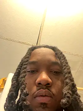 Snapshot of therealredx chatting on October 2025 09:13:01 PM therealredx online show from October 2025 09:13:01 PM