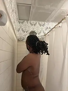 Snapshot of therealredx chatting on October 2025 01:01:02 PM therealredx online show from October 2025 01:01:02 PM