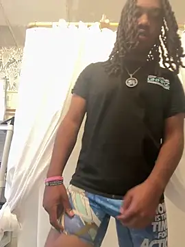 Snapshot of therealredx chatting on November 2025 04:20:02 PM therealredx online show from November 2025 04:20:02 PM