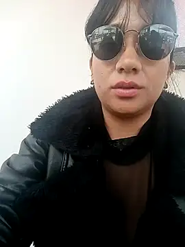 Snapshot of ScarlettParker chatting on February 2026 04:33:01 PM ScarlettParker online show from February 2026 04:33:01 PM