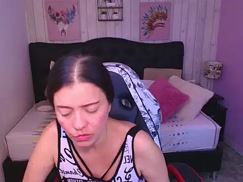 Snapshot of _Rachel_Jones_ chatting on February 2026 12:16:02 AM Rachel Jones online show from February 2026 12:16:02 AM