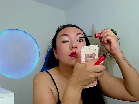 Yadis hot online show from November 2025 09:06:02 PM