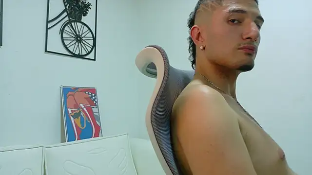 STEVEN STAR online show from November 2025 07:25:01 PM