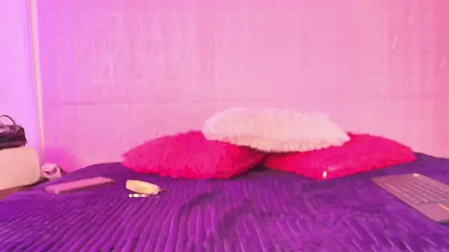 Skinny Nasty Dirty online show from October 2025 02:13:01 PM