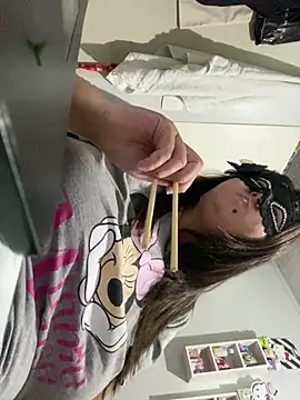 Snapshot of crazzyanne chatting on December 2025 05:24:01 AM crazzyanne online show from December 2025 05:24:01 AM