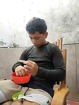 Snapshot of fer_luna chatting on November 2025 09:14:01 PM fer luna online show from November 2025 09:14:01 PM