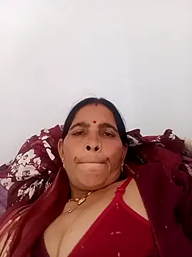 Snapshot of Indiangueen chatting on November 2025 10:03:02 AM Indiangueen online show from November 2025 10:03:02 AM