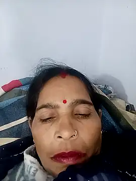Snapshot of Indiangueen chatting on November 2025 05:06:01 PM Indiangueen online show from November 2025 05:06:01 PM