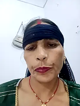 Snapshot of Indiangueen chatting on November 2025 03:45:01 PM Indiangueen online show from November 2025 03:45:01 PM