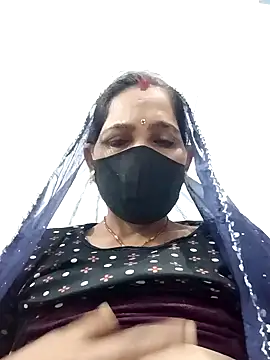 Snapshot of Indiangueen chatting on November 2025 09:24:02 PM Indiangueen online show from November 2025 09:24:02 PM
