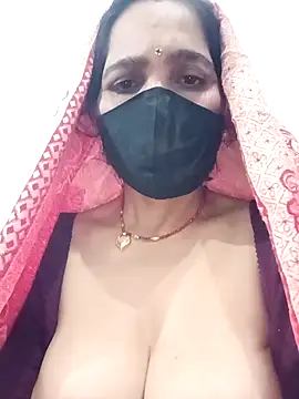 Snapshot of Indiangueen chatting on November 2025 04:50:01 PM Indiangueen online show from November 2025 04:50:01 PM