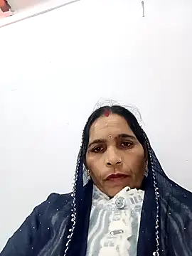 Snapshot of Indiangueen chatting on November 2025 02:39:01 PM Indiangueen online show from November 2025 02:39:01 PM