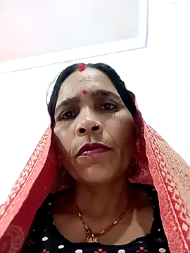 Snapshot of Indiangueen chatting on November 2025 02:42:01 PM Indiangueen online show from November 2025 02:42:01 PM