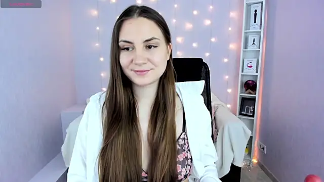 Snapshot of Nola_rich chatting on February 2026 02:07:03 AM Nola rich online show from February 2026 02:07:03 AM