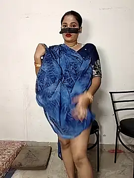 Snapshot of Heena-143 chatting on June 2026 10:06:02 AM Heena-143 online show from June 2026 10:06:02 AM