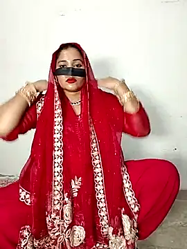 Snapshot of Heena-143 chatting on June 2026 06:02:01 PM Heena-143 online show from June 2026 06:02:01 PM