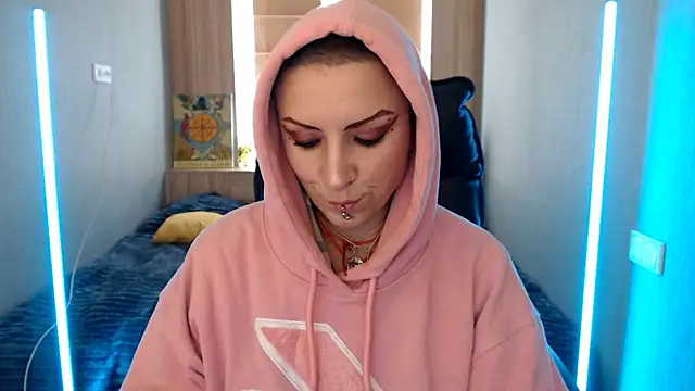Sweet-n-Strong online show from April 2026 11:02:02 AM