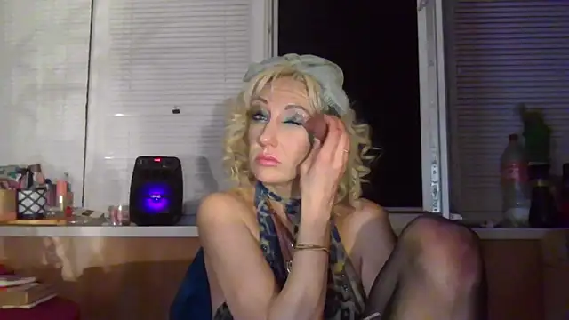 LilaniLoverx online show from May 2026 08:36:02 PM