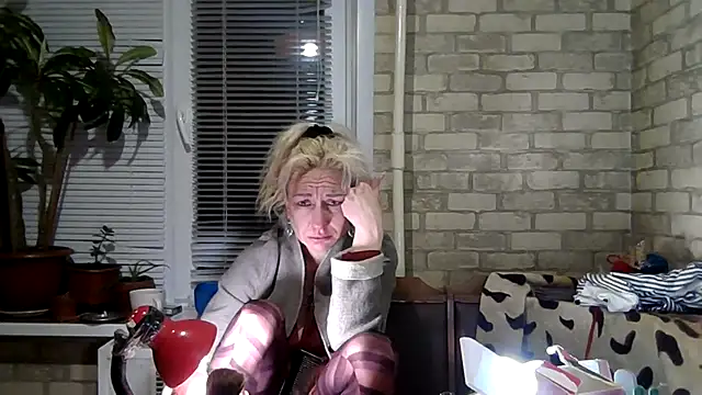 LilaniLoverx online show from May 2026 07:33:02 PM