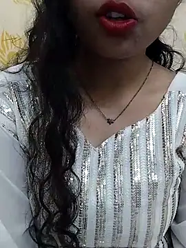 Rubi  1 online show from November 2025 04:44:02 AM