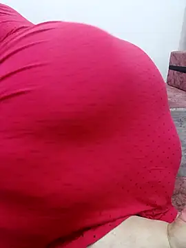 Mama Queeen online show from November 2025 05:32:02 AM