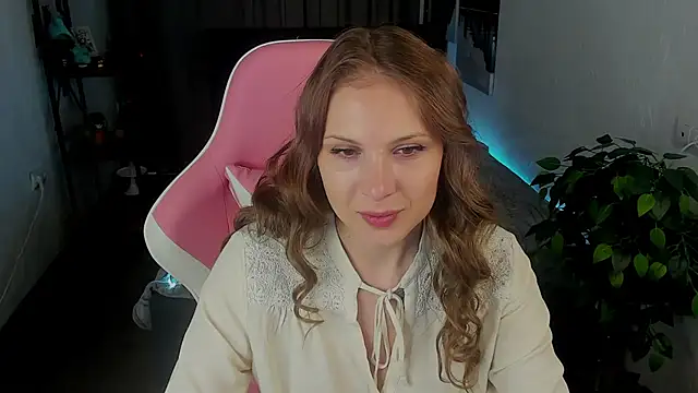 Alma Diaz online show from October 2025 06:04:02 AM