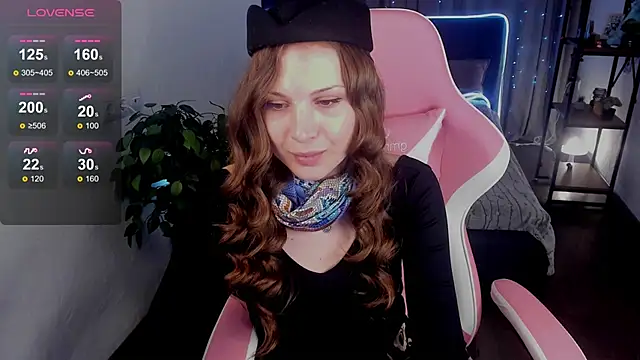 Alma Diaz online show from October 2025 09:22:01 AM