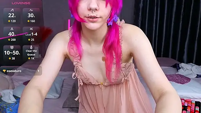 Snapshot of KittieHeart chatting on February 2026 06:46:01 PM KittieHeart online show from February 2026 06:46:01 PM