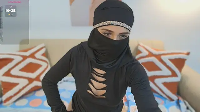 Lailaa lush online show from October 2025 07:42:01 AM