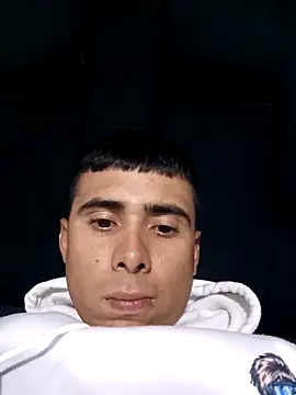 robinhd1234 online show from April 2026 11:44:01 PM