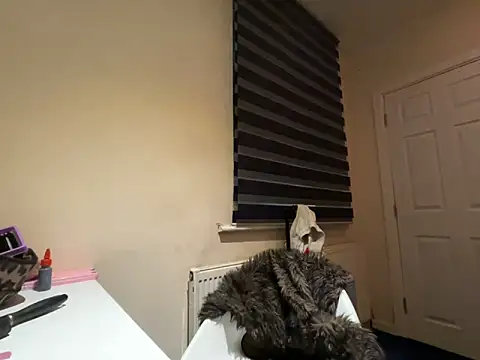 Snapshot of rosie-hipstergal chatting on February 2026 08:42:02 PM rosie-hipstergal online show from February 2026 08:42:02 PM