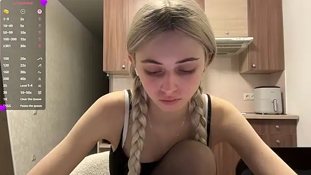 AidaGloshen online show from May 2026 03:29:01 PM