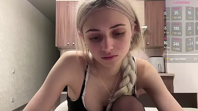 AidaGloshen online show from July 2026 03:41:02 PM