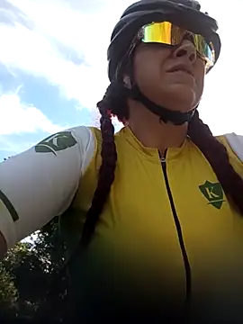 Snapshot of LAPOTRA_04 chatting on November 2025 09:14:02 PM LAPOTRA 04 online show from November 2025 09:14:02 PM