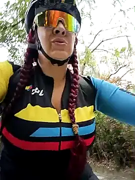 Snapshot of LAPOTRA_04 chatting on April 2026 04:07:02 PM LAPOTRA 04 online show from April 2026 04:07:02 PM