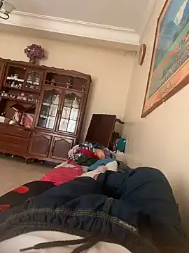 Unique-Man online show from November 2025 01:01:02 PM