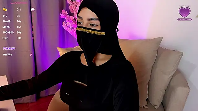 shaima   online show from November 2025 07:57:01 PM