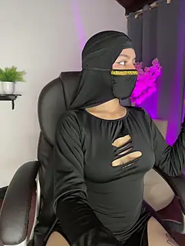 shaima   online show from May 2026 07:09:02 PM