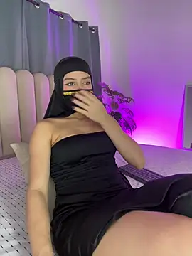 shaima   online show from July 2026 07:49:01 PM