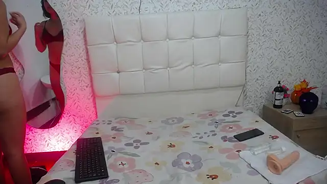 Catleya x online show from November 2025 08:03:01 PM