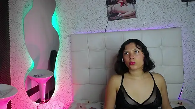 Catleya x online show from November 2025 07:52:02 PM