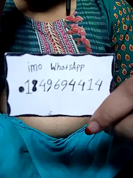 Snapshot of Naughty_Mow chatting on November 2025 07:28:01 AM Naughty Mow online show from November 2025 07:28:01 AM