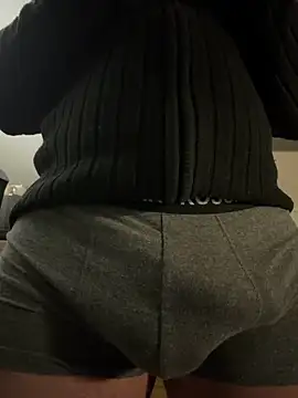 davi73d online show from November 2025 04:26:02 AM