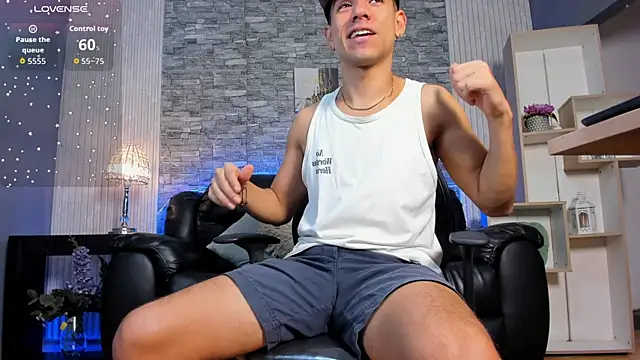 zack joness18 online show from June 2026 04:39:02 AM