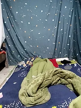 Phoena-a online show from February 2026 11:03:02 PM