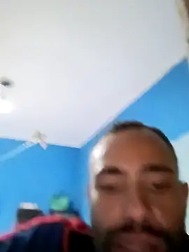 luis11533 online show from October 2025 10:55:02 PM