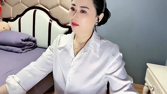 yaoyao22678 online show from April 2026 01:55:02 AM