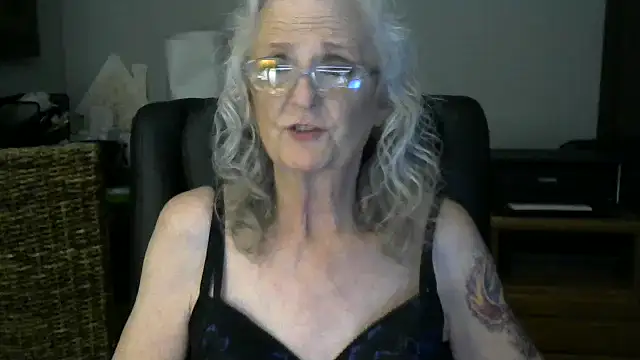 Snapshot of JoleneDelacroix chatting on November 2025 02:01:02 AM JoleneDelacroix online show from November 2025 02:01:02 AM