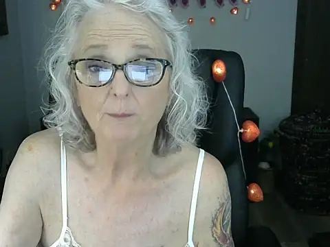 Snapshot of JoleneDelacroix chatting on February 2026 06:15:02 PM JoleneDelacroix online show from February 2026 06:15:02 PM