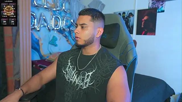 Snapshot of Tiler_wolker chatting on February 2026 03:23:01 AM Tiler wolker online show from February 2026 03:23:01 AM